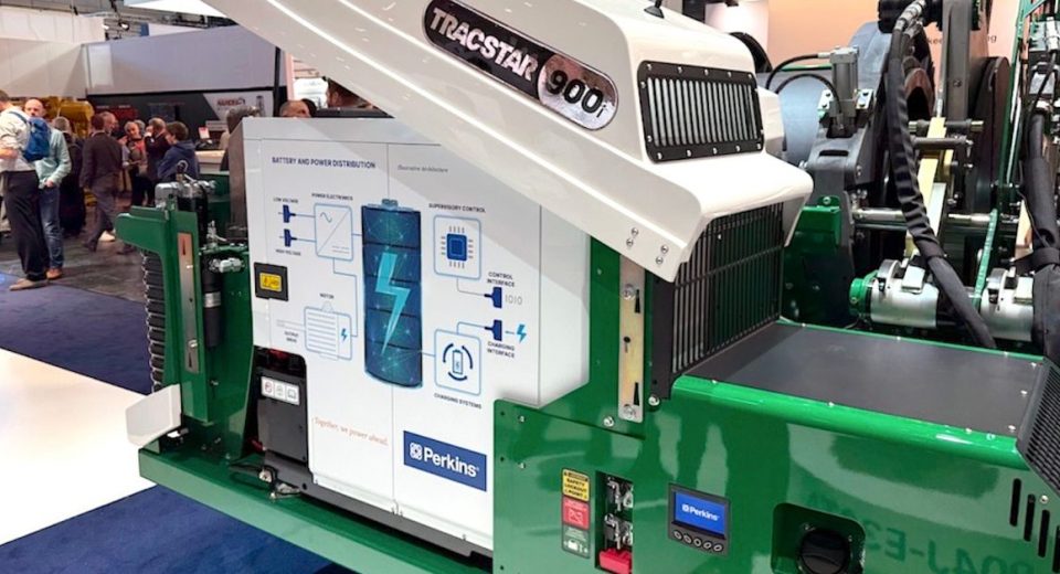 E-quipment highlight: Perkins TracStar battery electric power unit