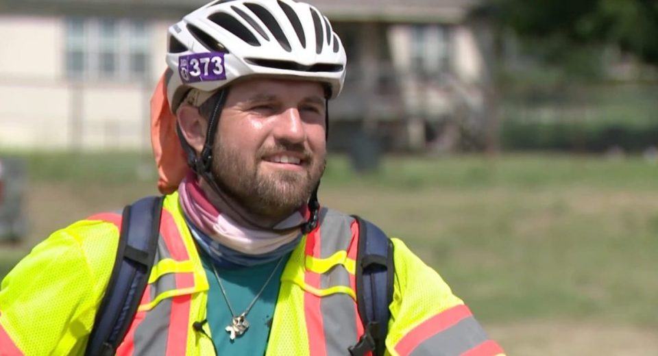 How one man with a hacksaw and an e-bike became a Texas flood 'hero'