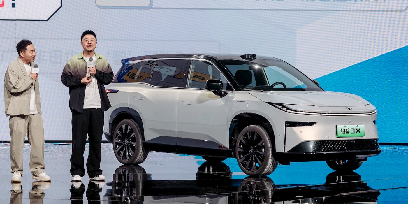 US $ 15.000-TOYOTA-EV
