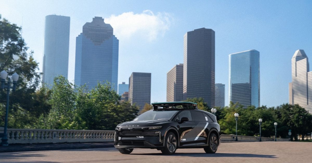 Uber is the latest to enter the Texas robotaxi battle