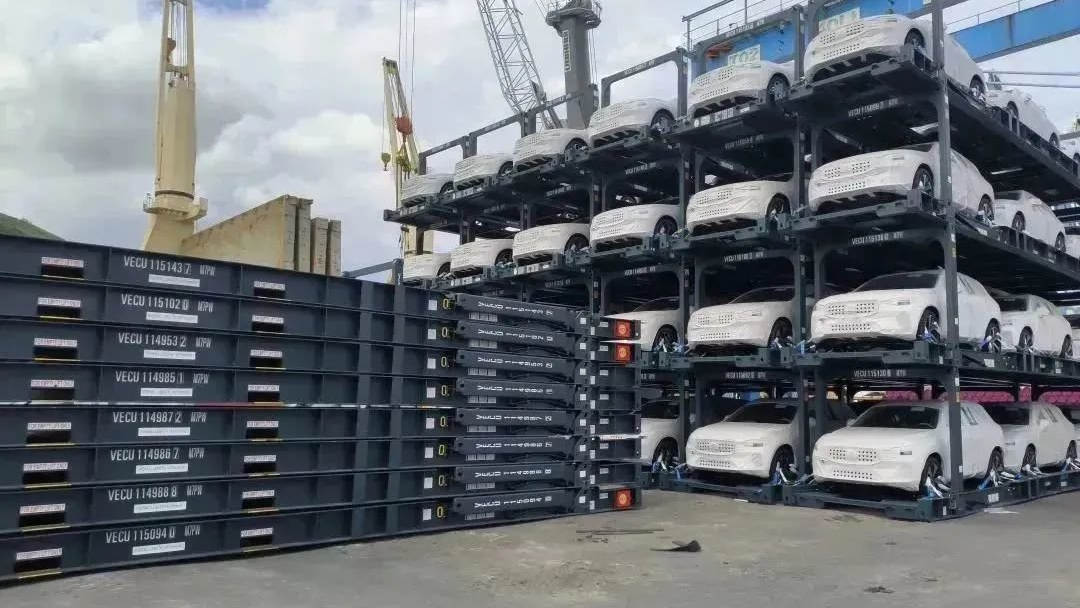 How China is shipping cars when specialized carriers aren’t enough